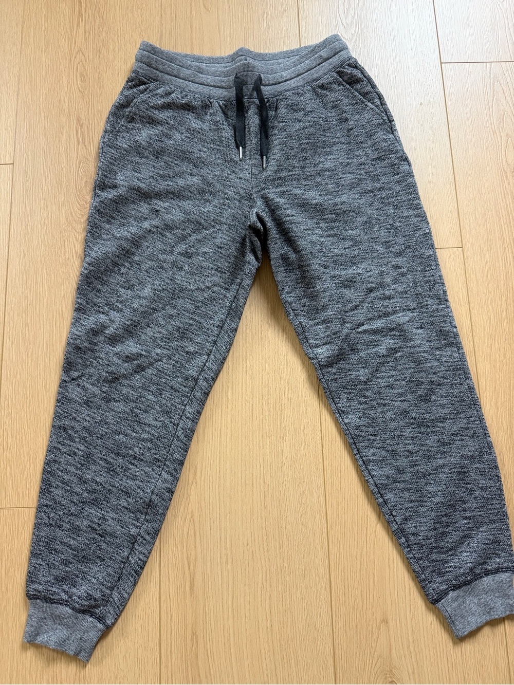 Old Navy Women Gray Jogger Sweatpants - Comfortable Everyday Bottoms. Size S